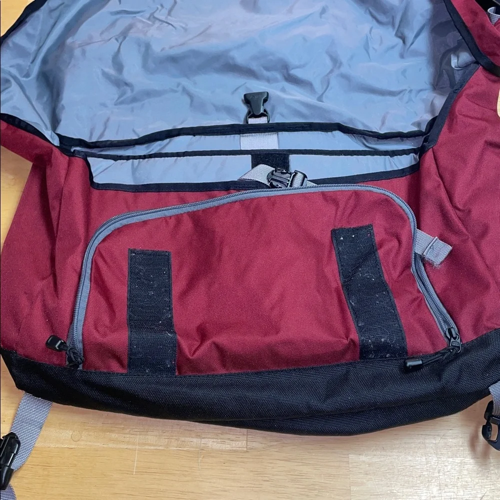 L.L. Bean Messenger Bag/Computer Bag. Nylon. Burgundy, Gray, Black. Crossbody